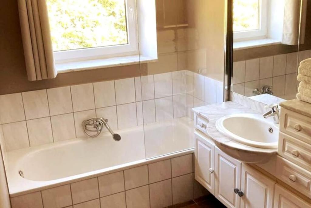 Apartamento Le Val Du Cossart Verviers Exterior foto